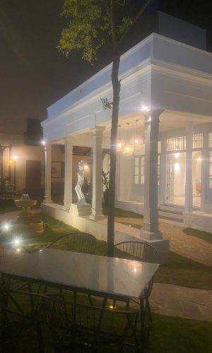 Sorrento Front Outside Lighted